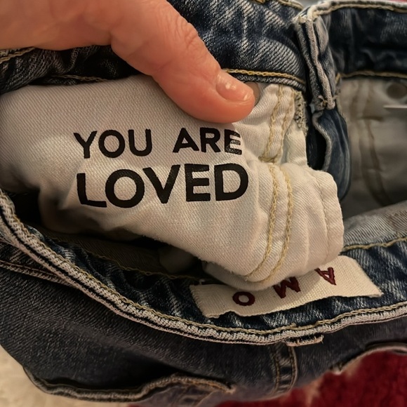 AMO Chelsea Crop Hope High Rise Straight Jeans in hope 24 - Picture 11 of 11